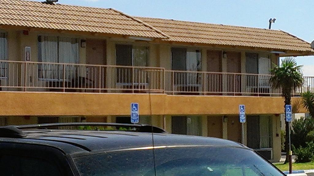 Knights Inn Palmdale Exterior photo